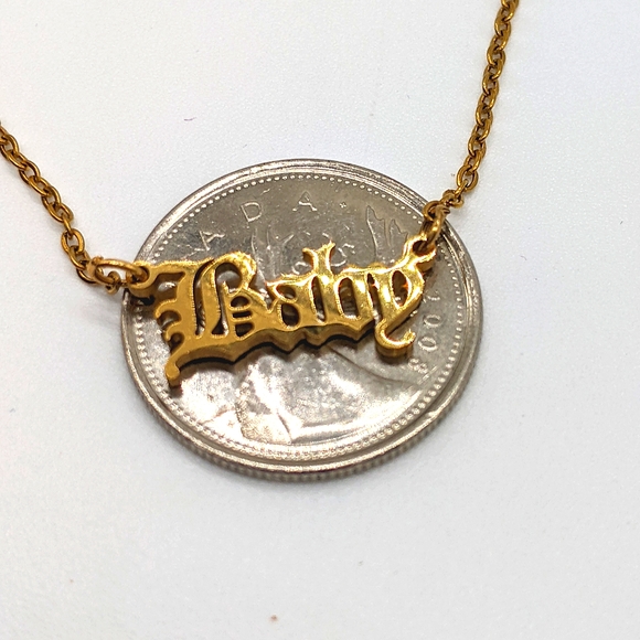 BABY GOLD NECKLACE ON CHAIN ๐ - Picture 3 of 3